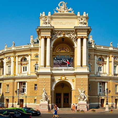 Hostel Berloga Odessa Eksteriør bilde
